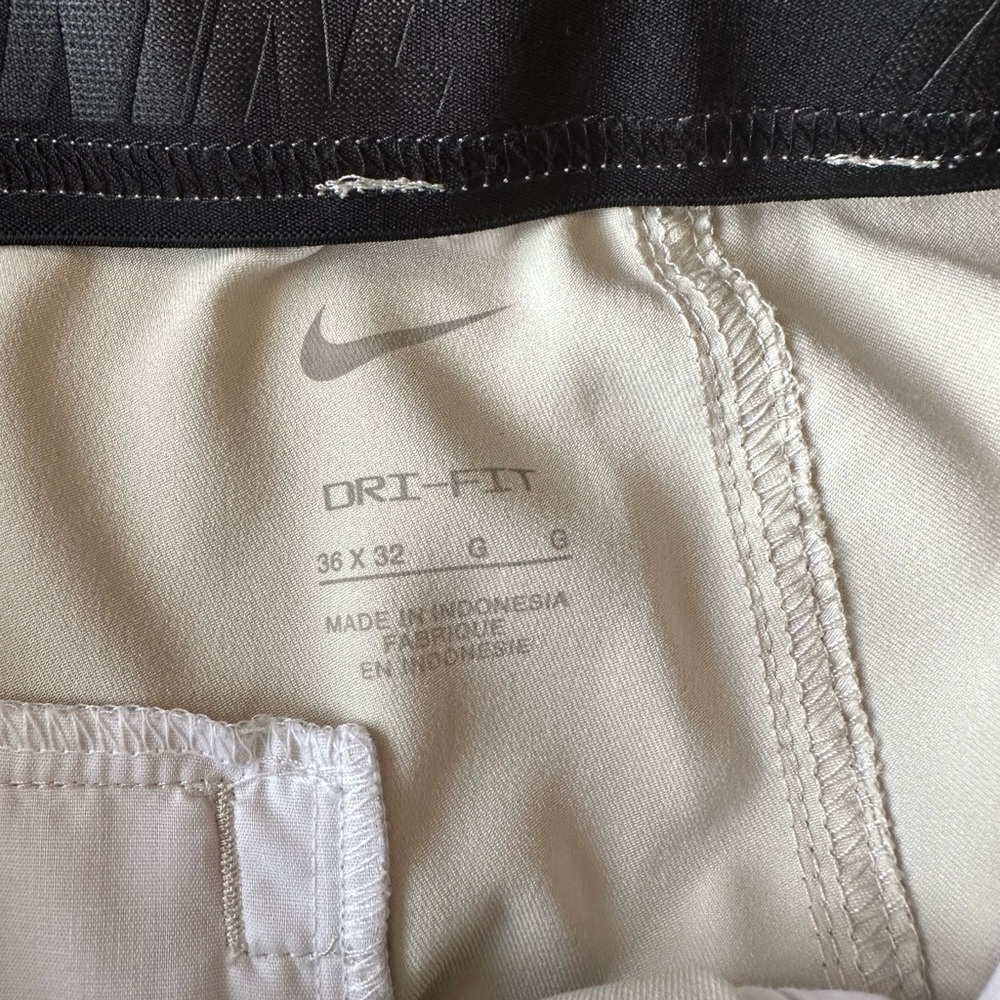 Nike Men's Classic Light Tan Golf Pants - Picture 4 of 4